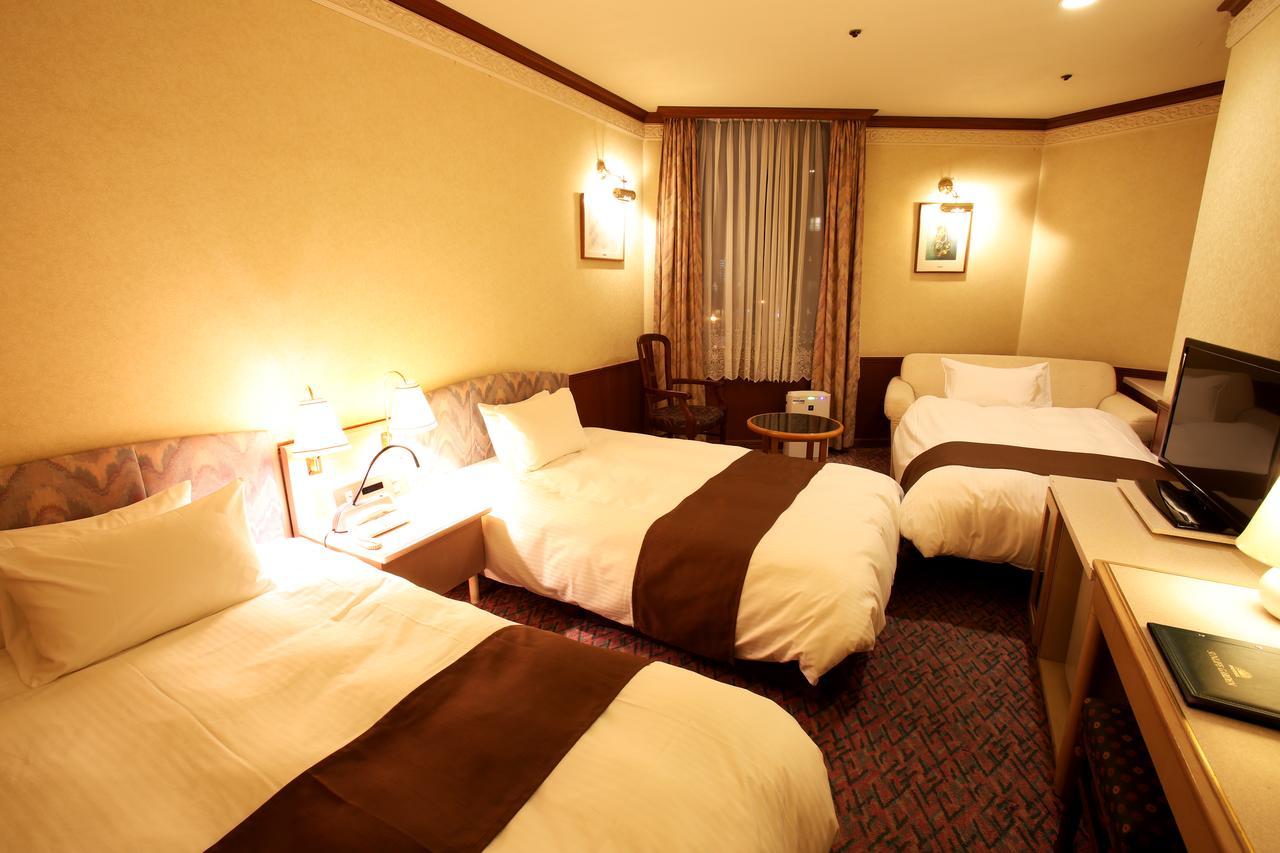 Hotel Sunlife Garden Hiratsuka Exterior foto